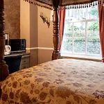 Lonsdale House Ferienhaus *