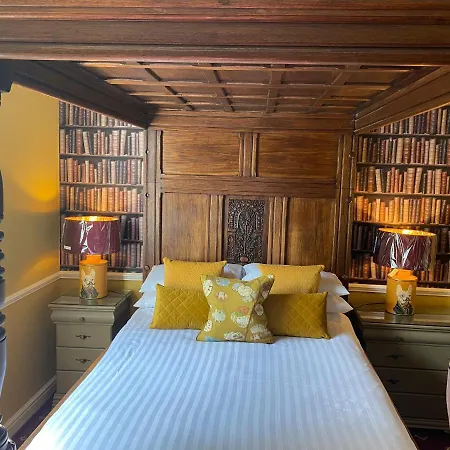 Lonsdale House * Windermere