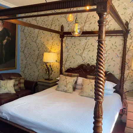 Lonsdale House * Windermere