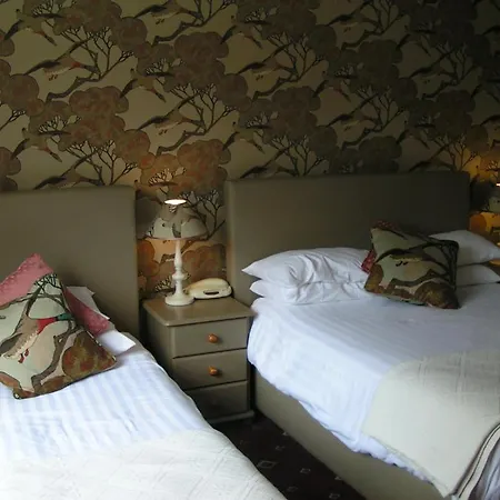 Lonsdale House Feriehus *