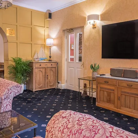 Lonsdale House * Bowness-on-Windermere