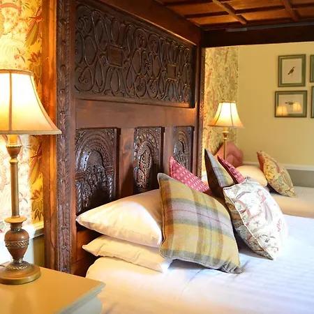 別荘 Lonsdale House *