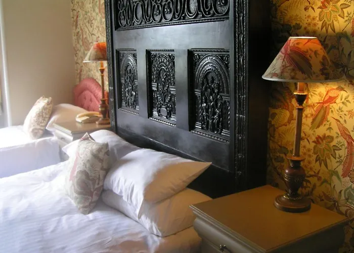 Lonsdale House 度假居 *