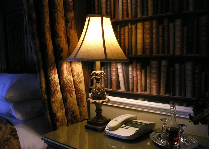 Lonsdale House * Windermere